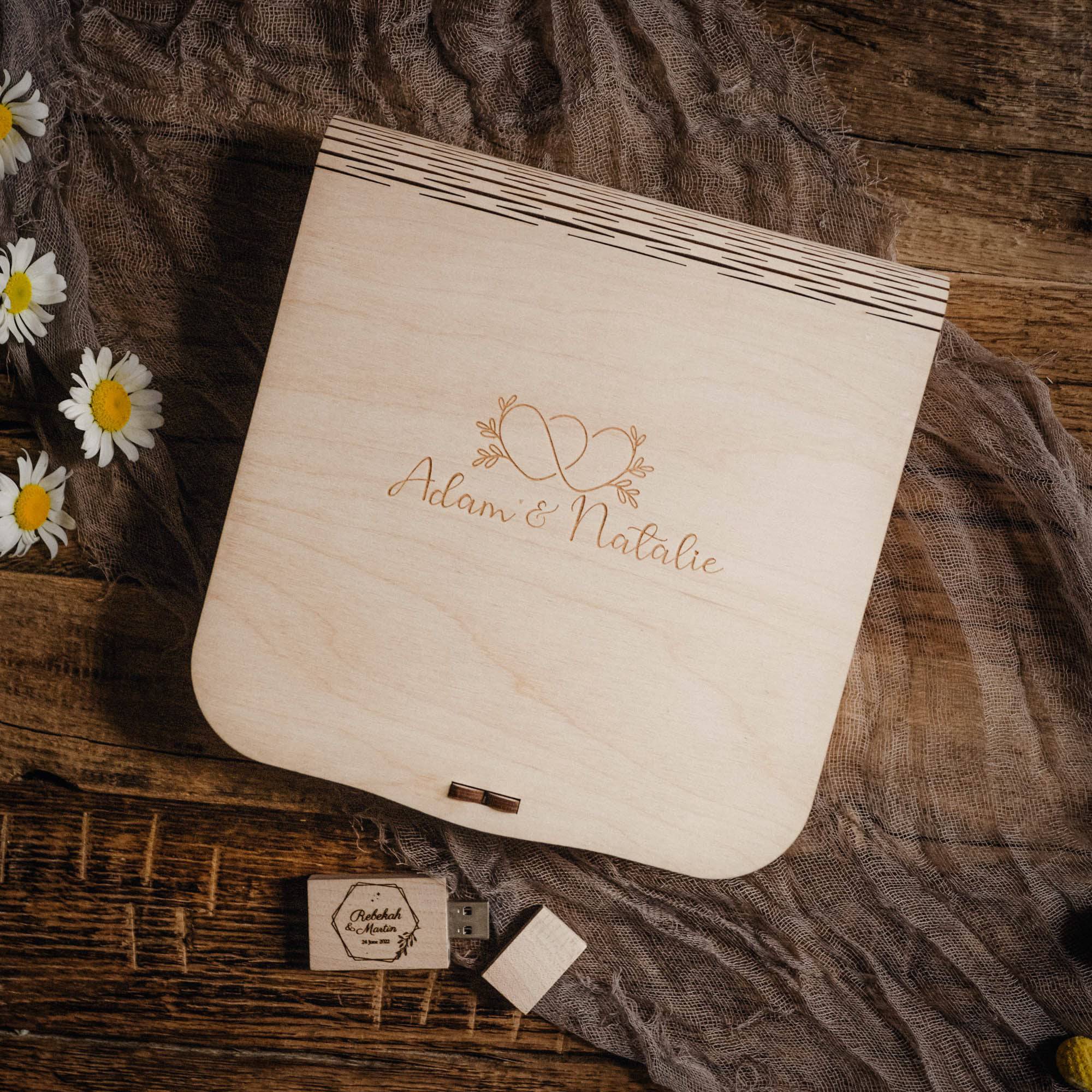 Engraved Wooden Box with for Wedding Photo Box with USB Drive