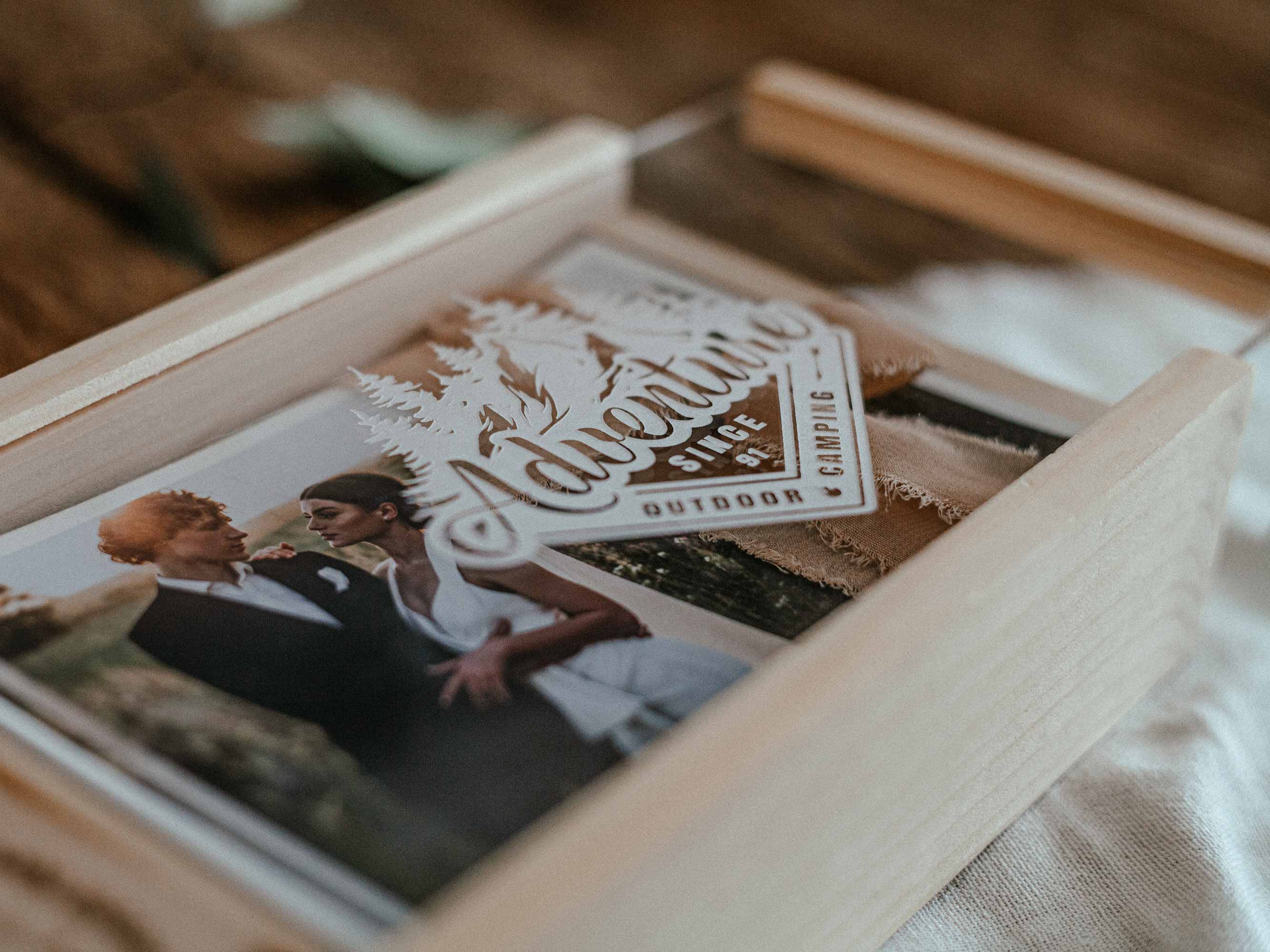 Gift for Wedding Couple - Personalized Wooden Photo Box with USB 3.0 Flash Drive - NZHANDICRAFT