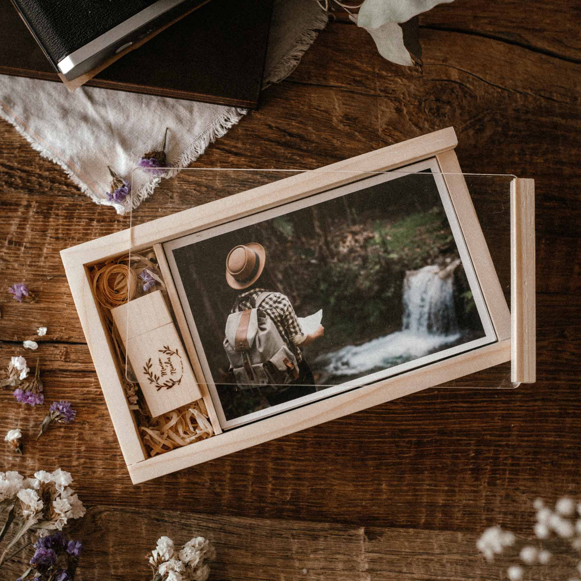 Gift for Wedding Couple - Personalized Wooden Photo Box with USB 3.0 Flash Drive - NZHANDICRAFT