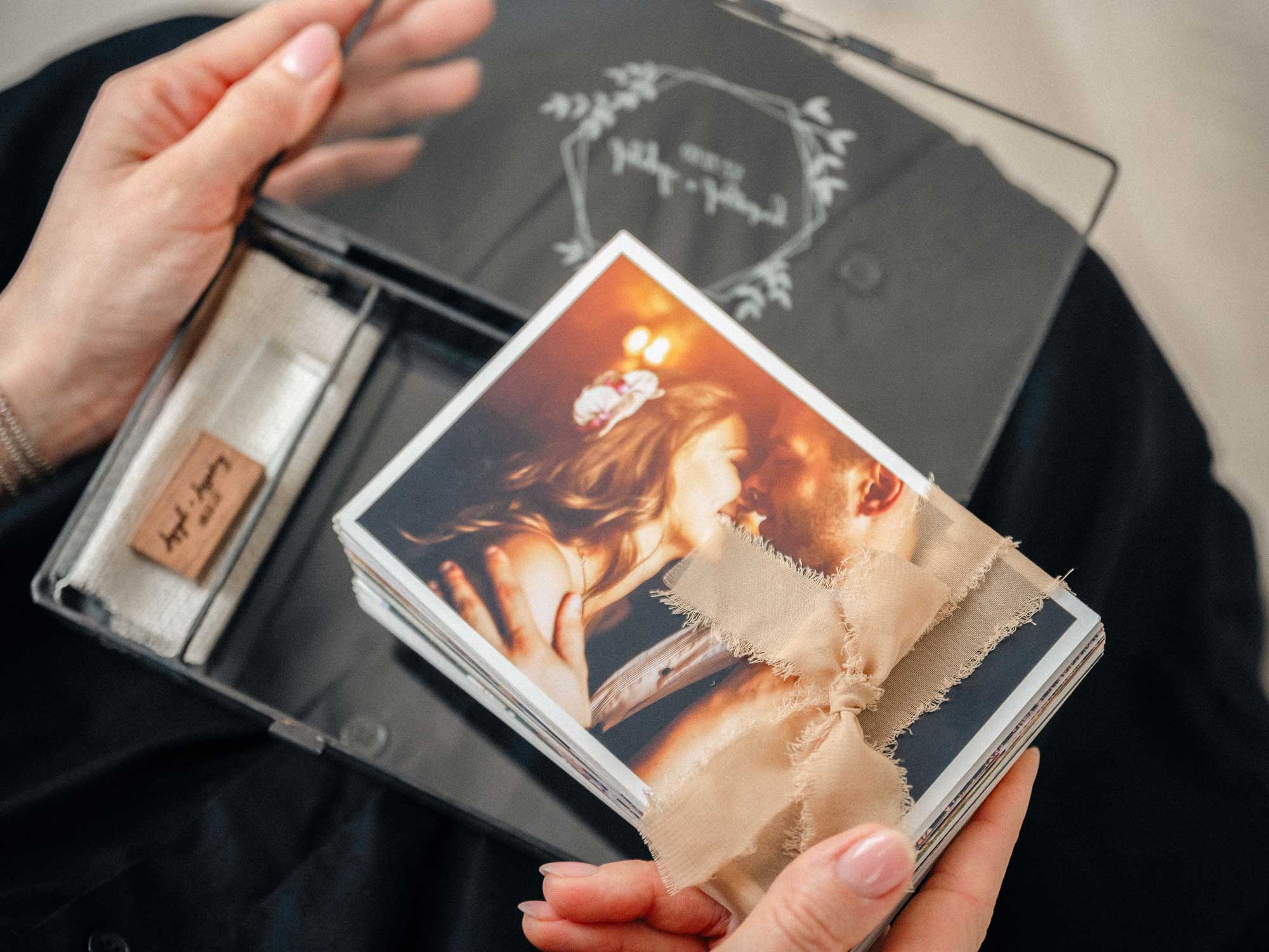Glass Photo Box with Wood Crystal USB Drive for Wedding Photo