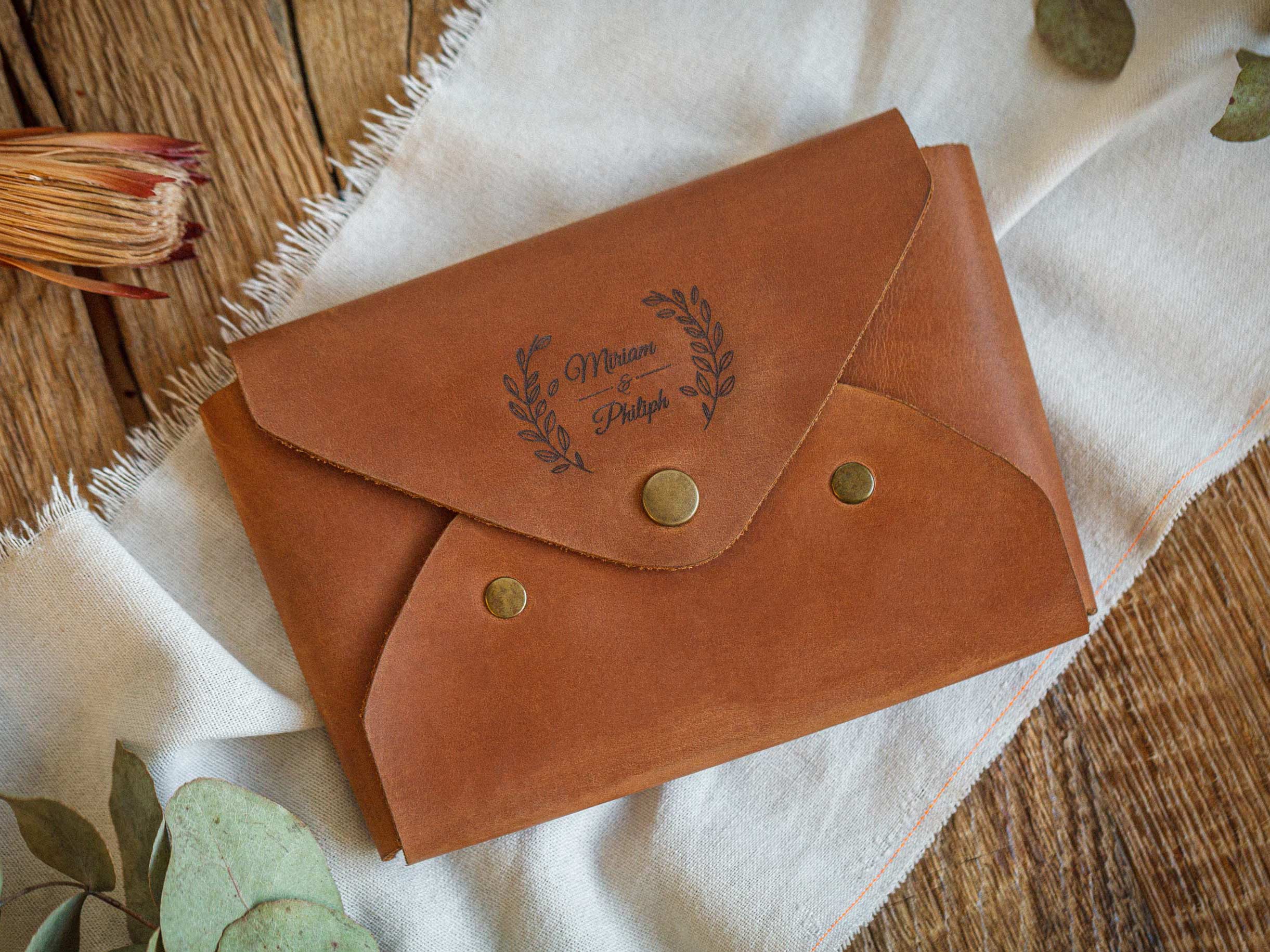 Leather Envelope for Wedding Photo Presentation