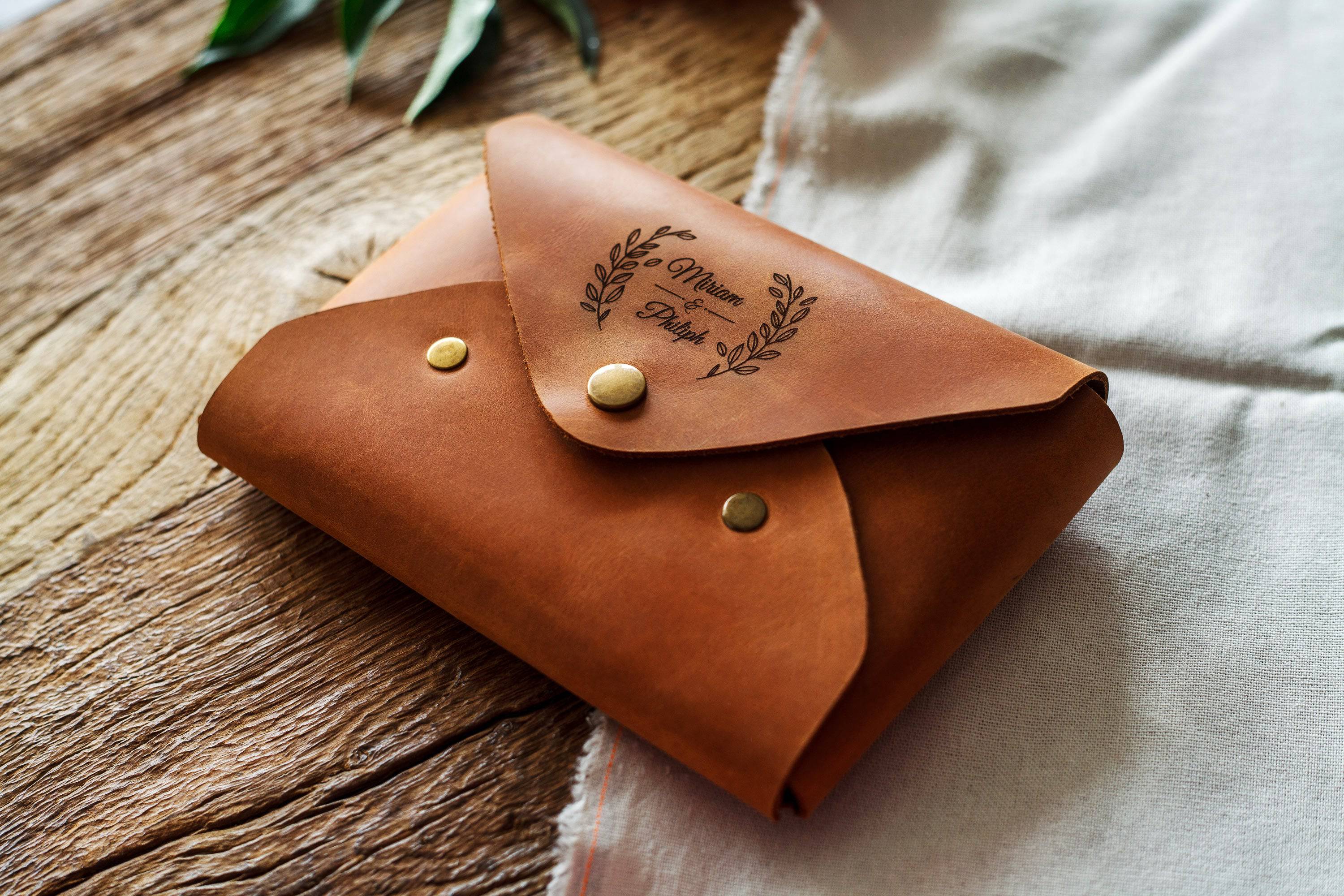 Leather Envelope for Wedding Photo Presentation