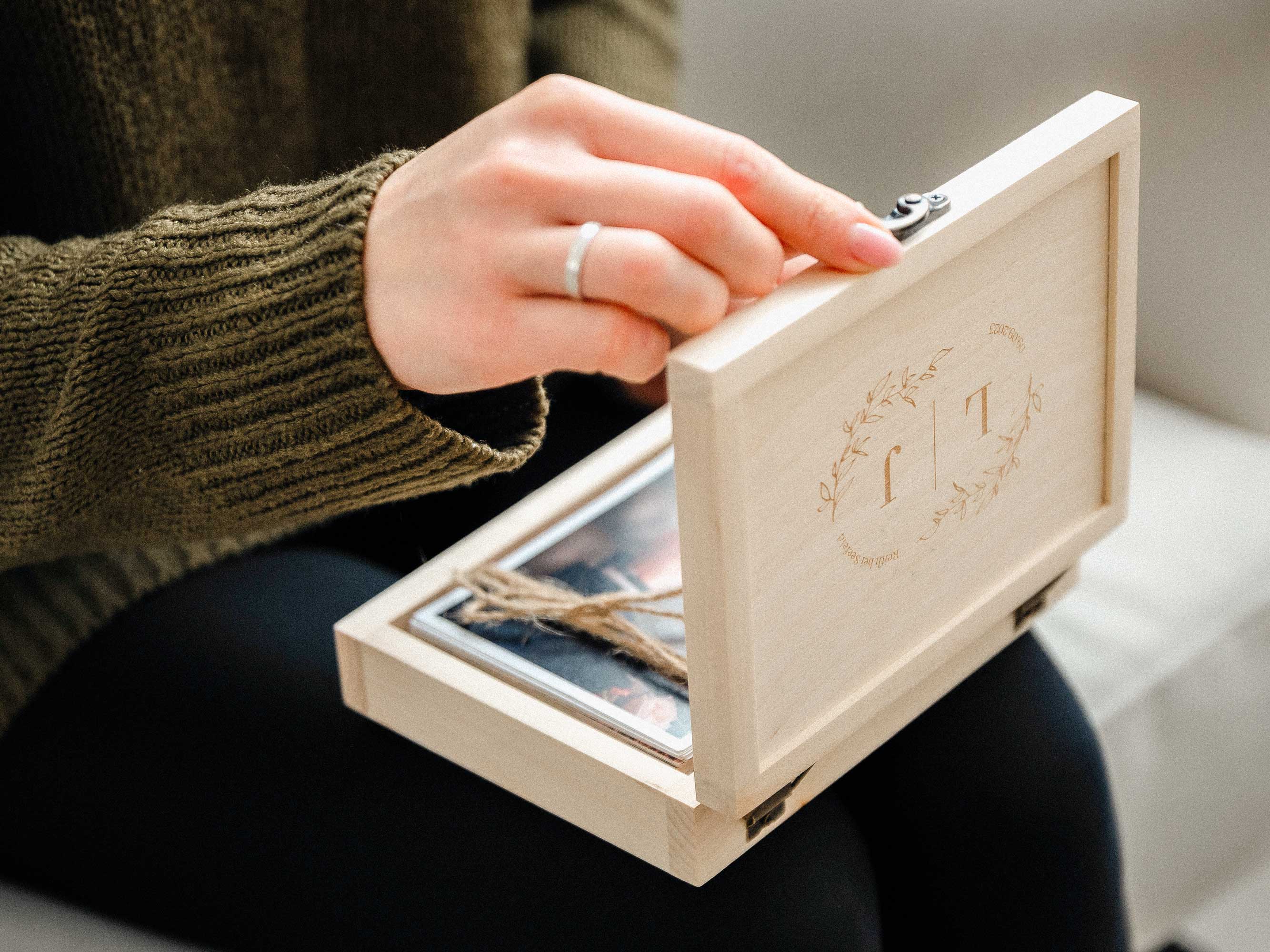 Natural Wood Photo Box – An Elegant Keepsake for Weddings & More - NZHANDICRAFT