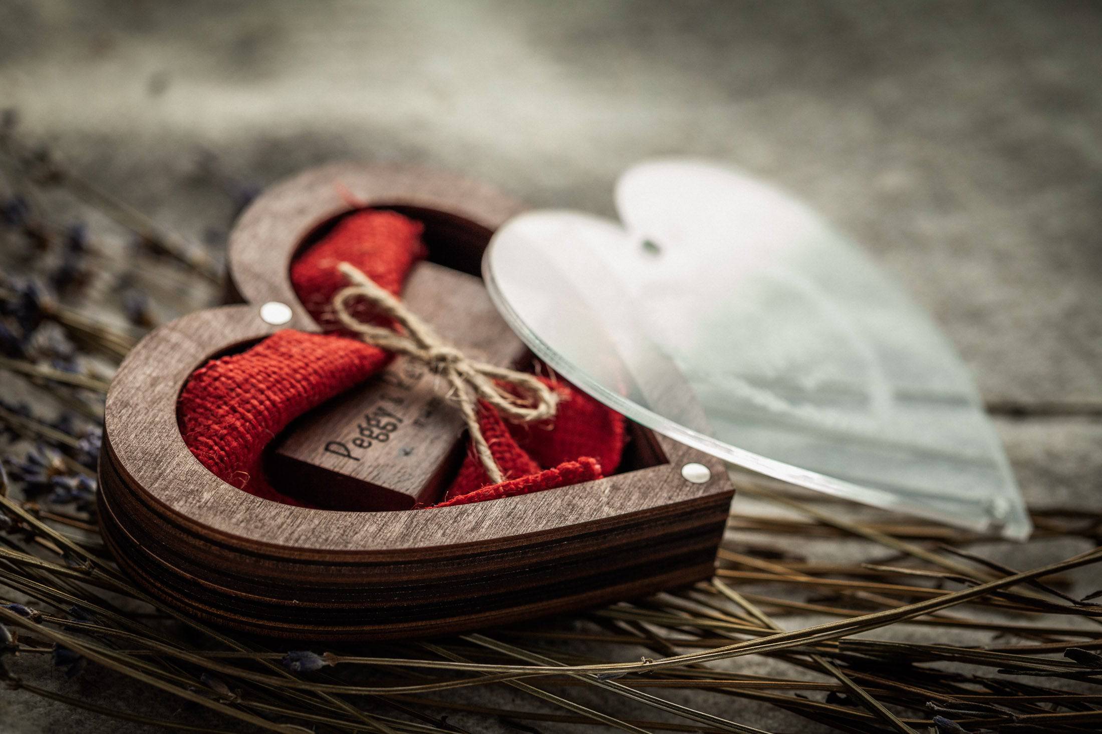 Heart wedding USB box with engraved acrylic lid