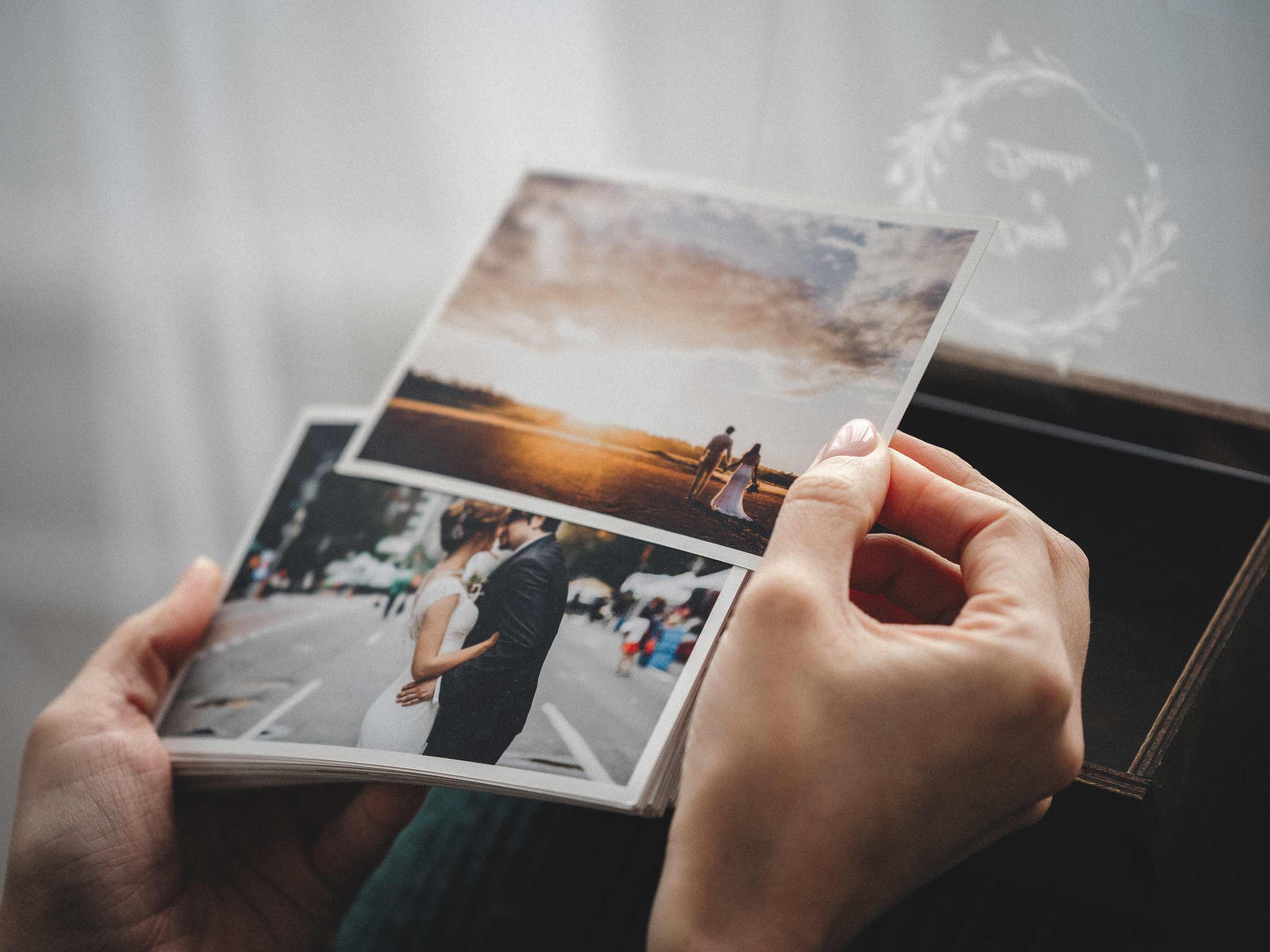 Wooden Photo Box with Personalize Acrylic Lid for Photos