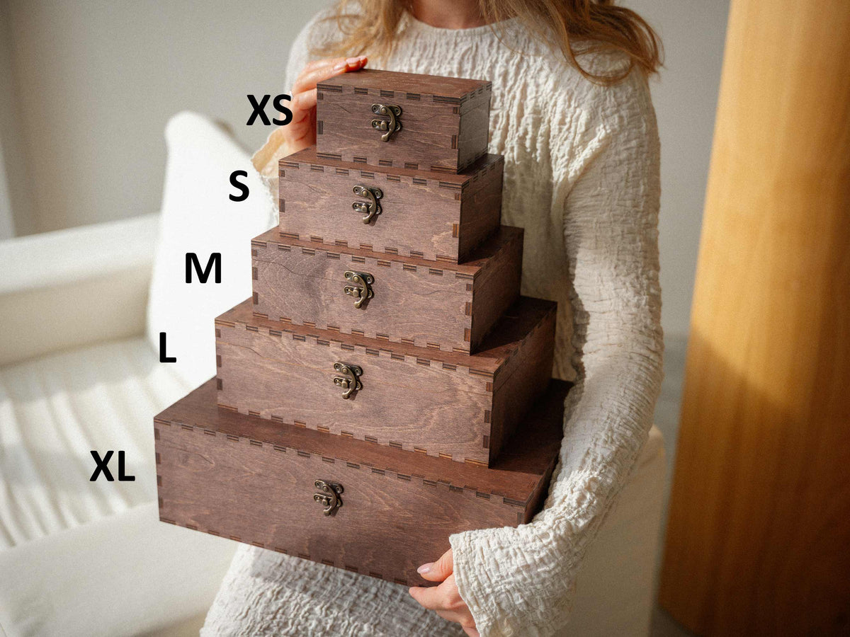 Five sizes of personalized wooden memory boxes from XS to XL