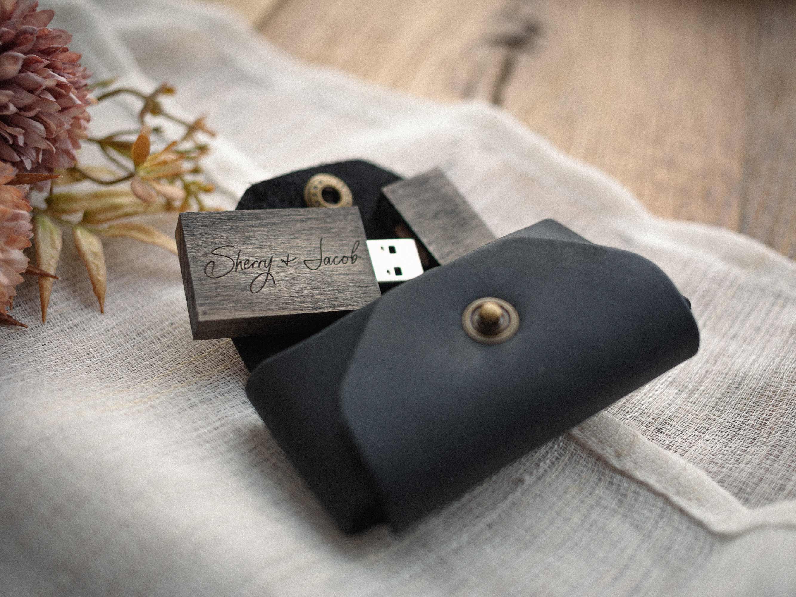 black leather usb envelope with wooden flash drive photographer presentation