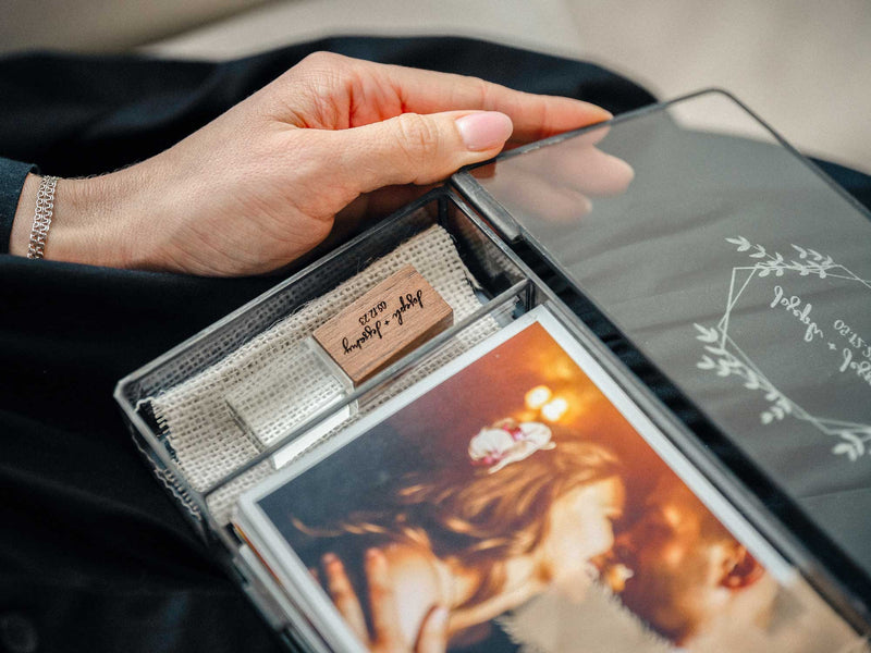 Glass Photo Box with Wood Crystal USB Drive for Wedding Photo