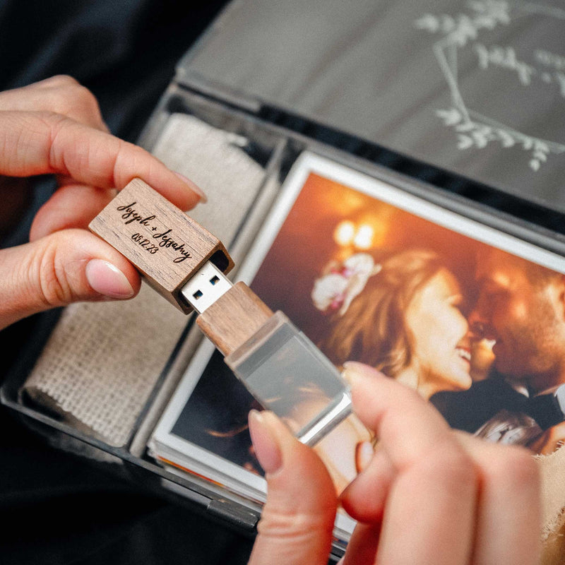 Glass Photo Box with Wood Crystal USB Drive for Wedding Photo