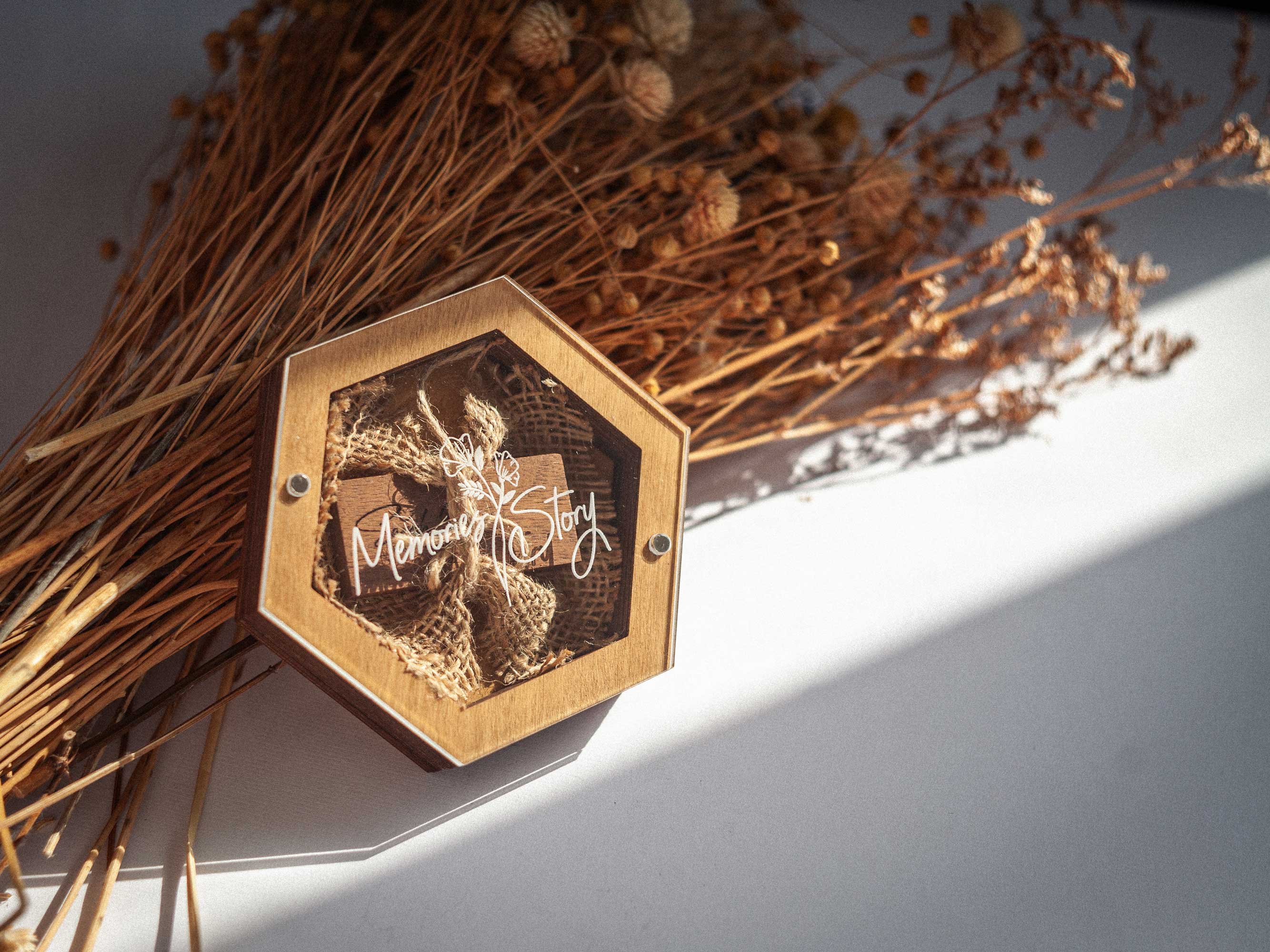 Gold Oak wedding USB box with personalized acrylic lid and wooden flash drive