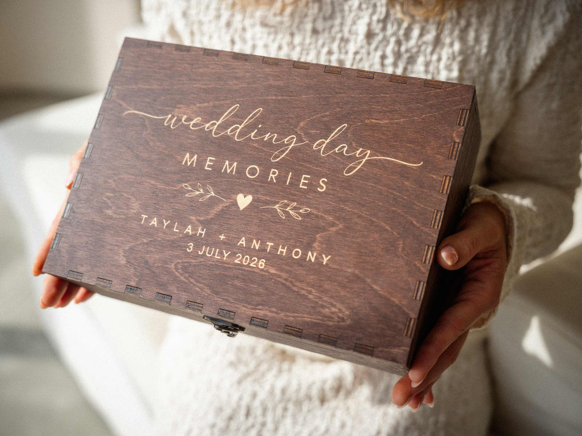Wedding memory box personalized with names and wedding date