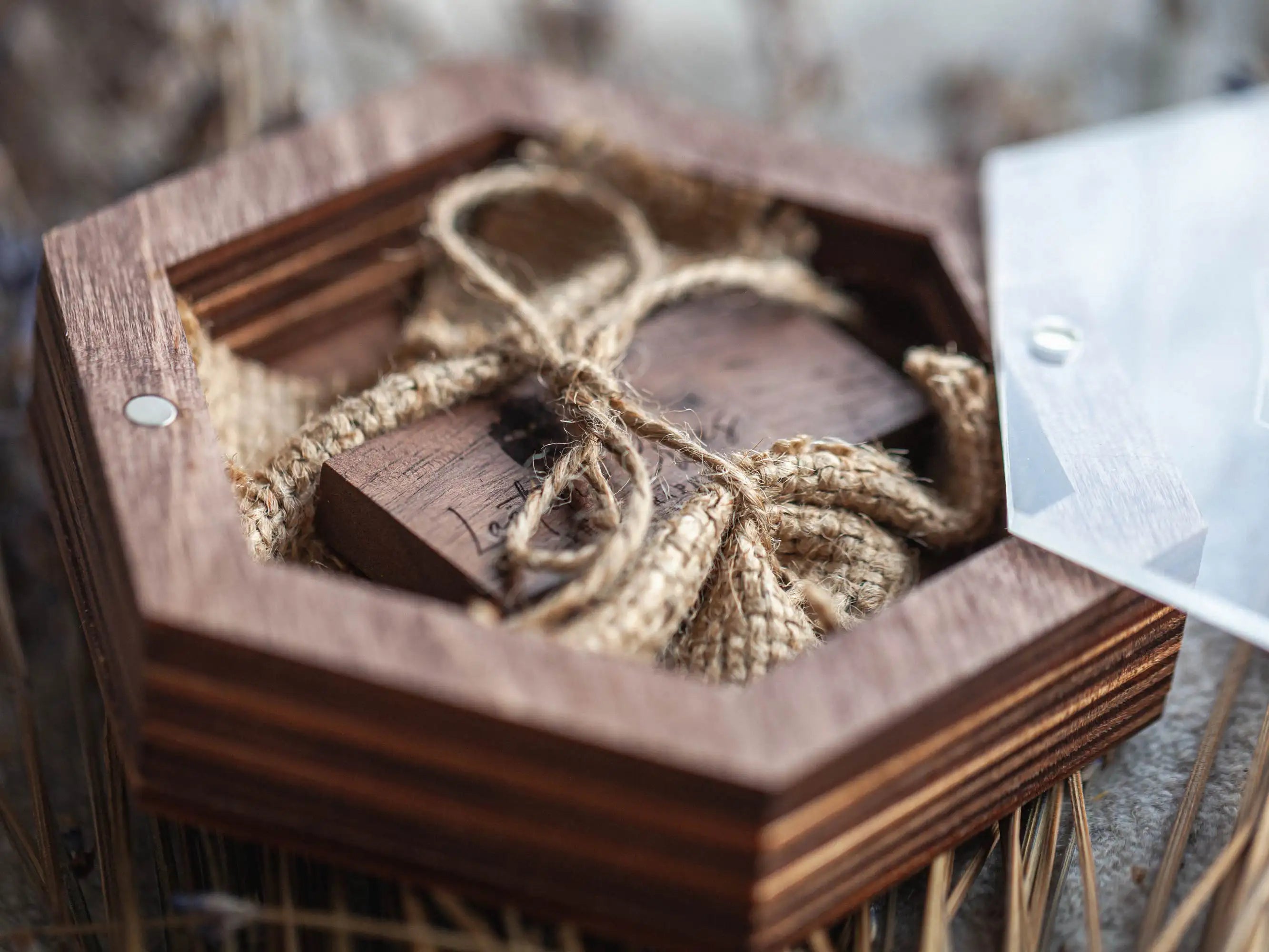 Open walnut wedding USB box with flax filling and wooden USB 3.0 flash drive