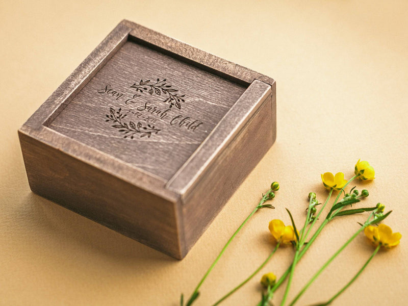 Vintage Wooden Box with Decorative Moss and USB Drive (option)