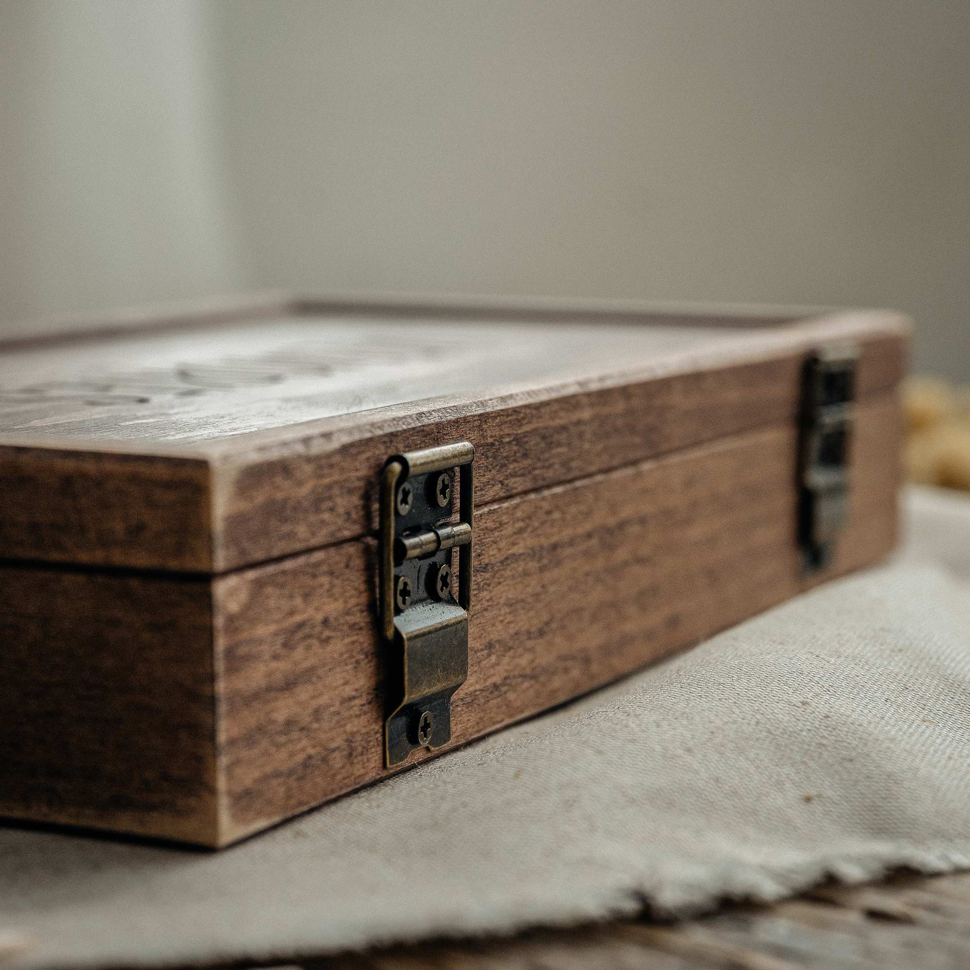 Wedding Keepsake Photo Box with Wedding USB 3.0 Drive in Vintage Style - NZHANDICRAFT