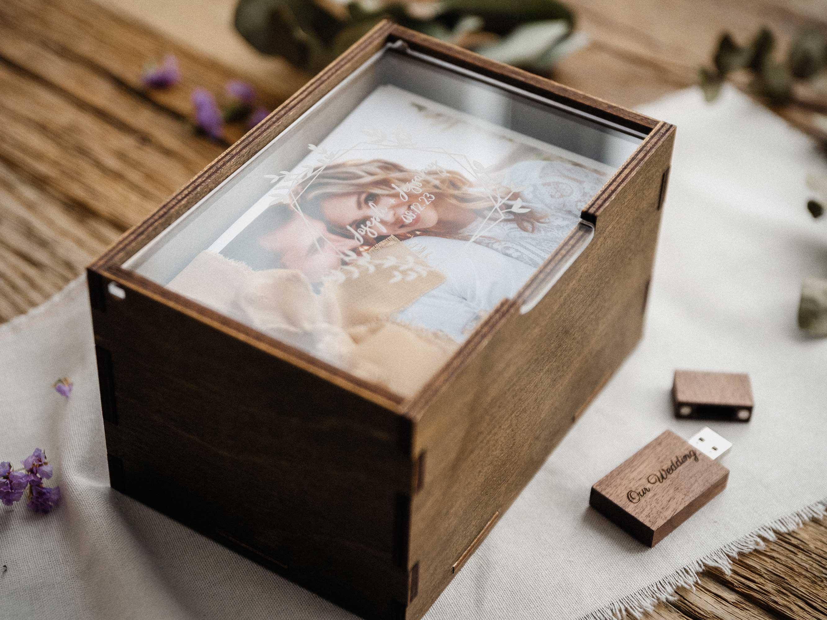 Wedding Photo Box with Acrylic Lid & USB 3.0 Flash Drive - Personalized Photography Gift (holds 250 photos) - NZHANDICRAFT