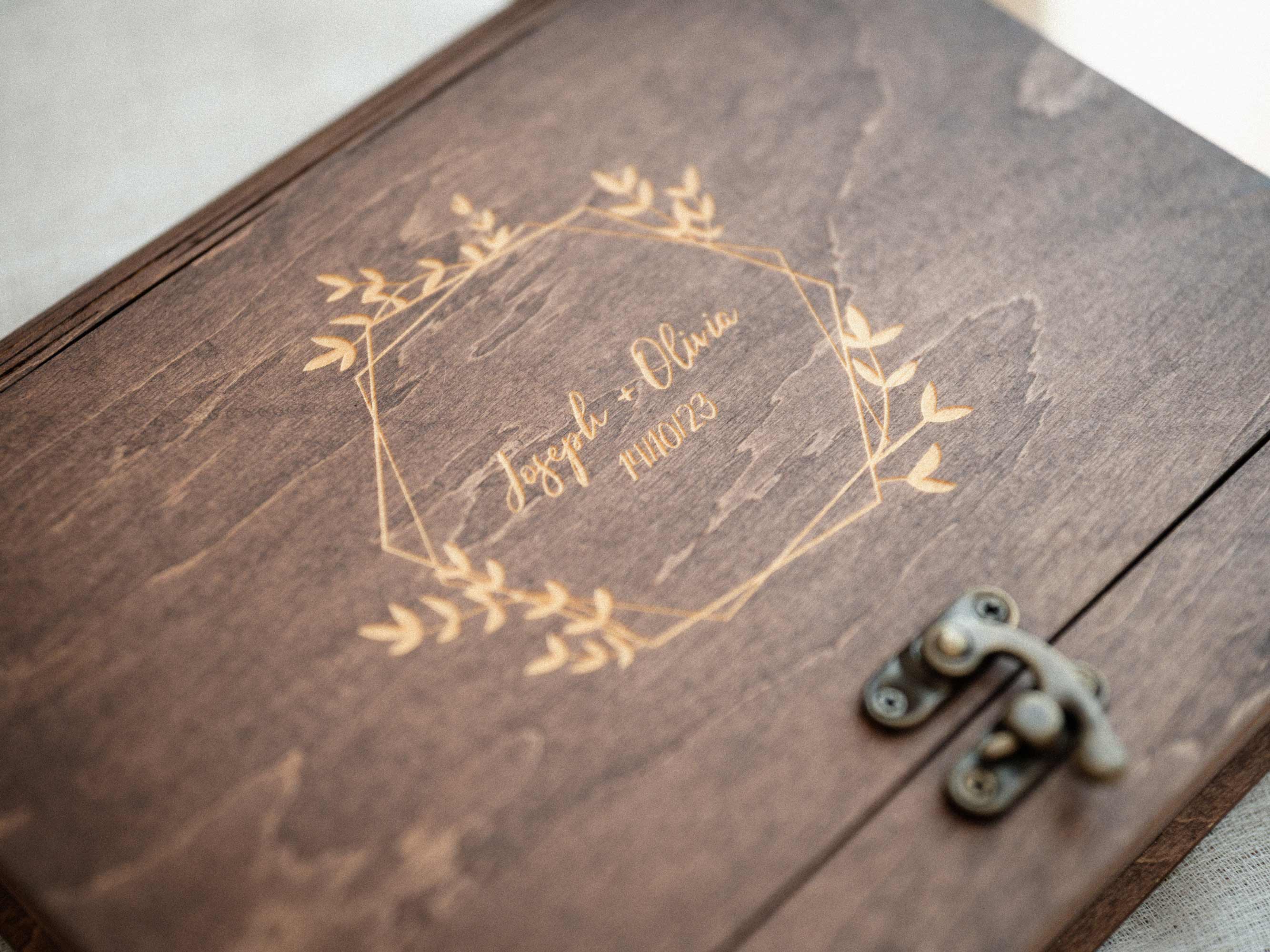 Engraved Walnut Classic photo box lid