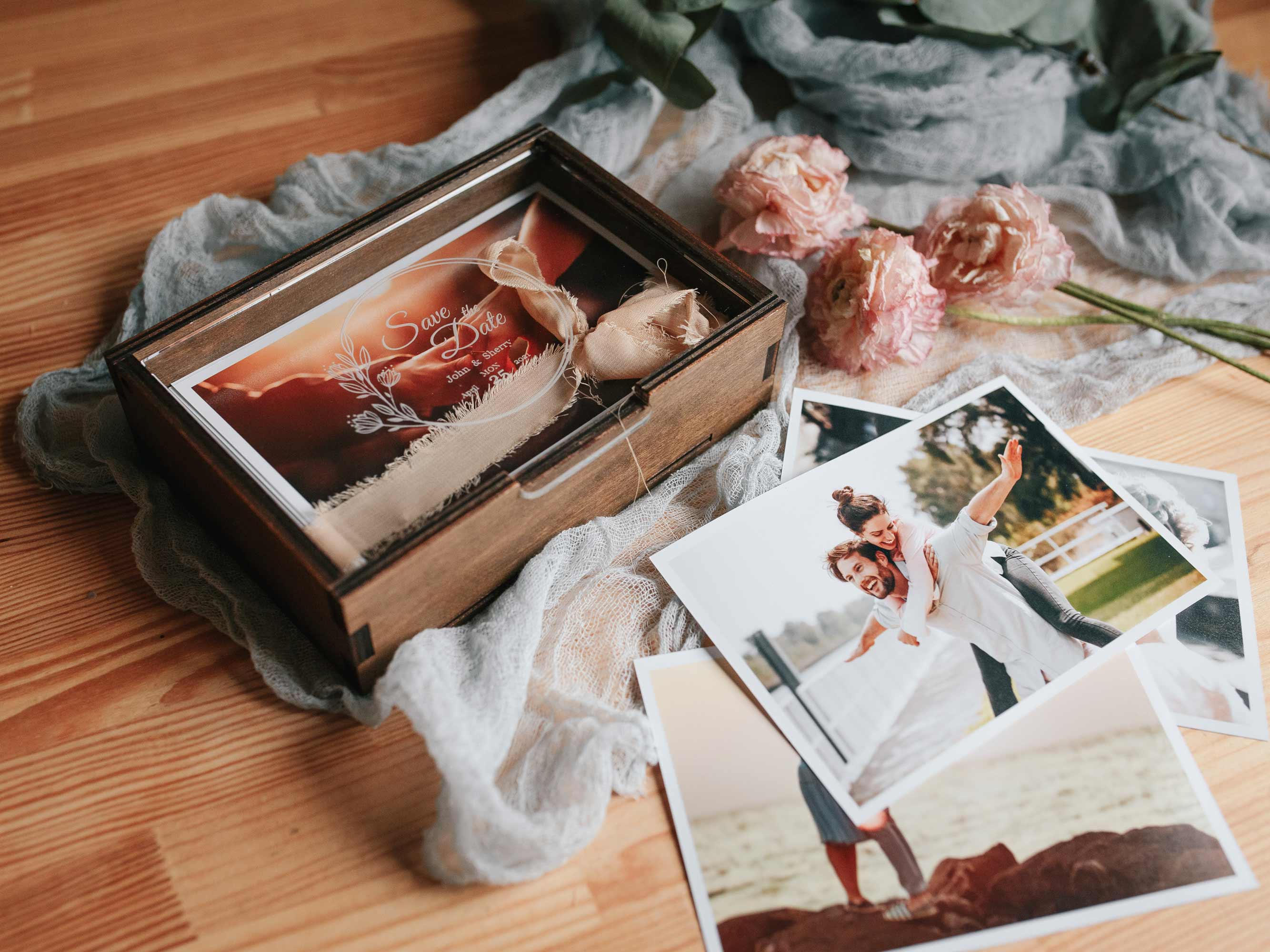 Wooden Photo Box with Personalize Acrylic Lid for Photos
